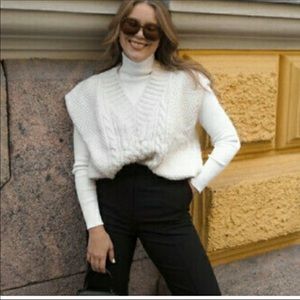 H&M cable knit sweater vest